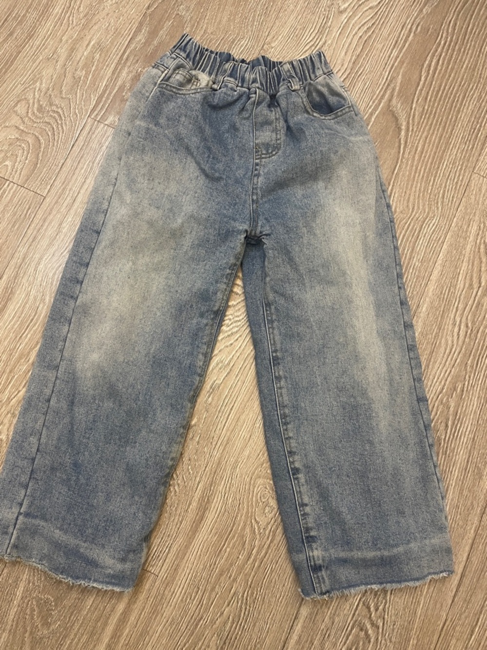 Light Wash Elastic Waist Straight Leg Jeans